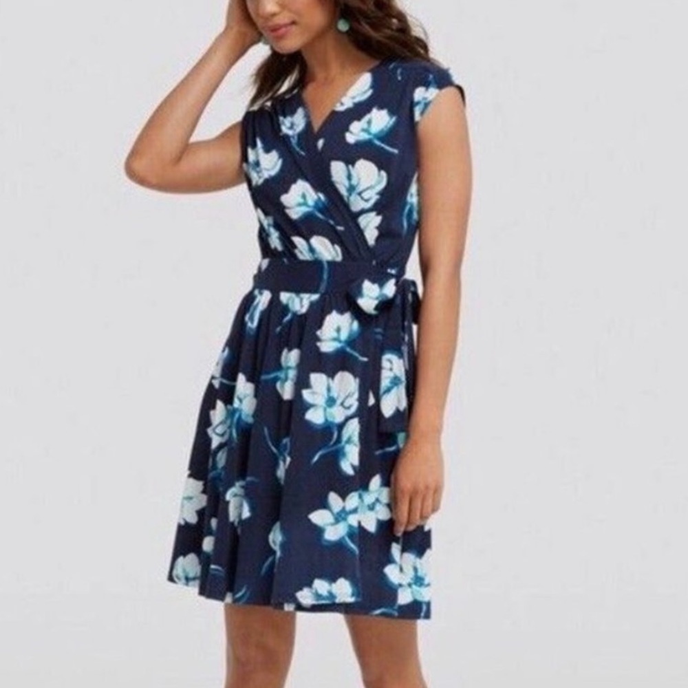 DRAPER JAMES navy blue floral warp dress size M